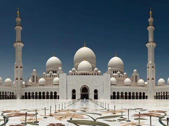 Explore the Heart of the Emirates